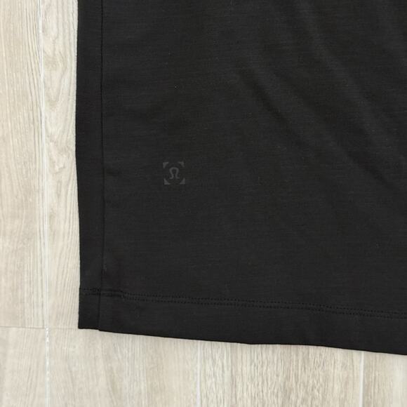 Lululemon Polo Shirt Mens Medium Golf Performance Evolution Tech Pique Faded - Picture 8 of 13